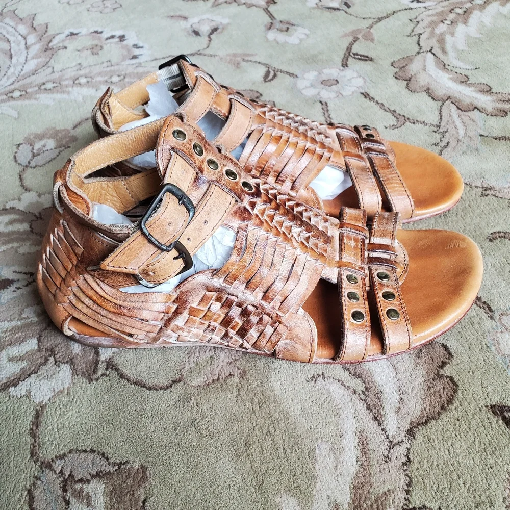 Bed Stu Claire Sandal - 9 - Picture 2 of 11